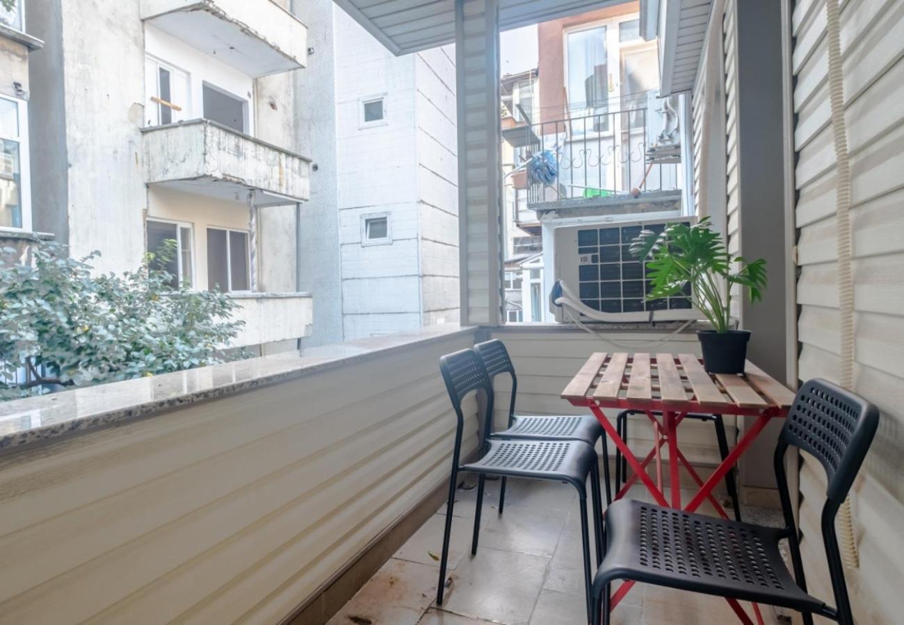 Апартаменти Exclusive Flat With Balcony In Nisantasi Стамбул Екстер'єр фото